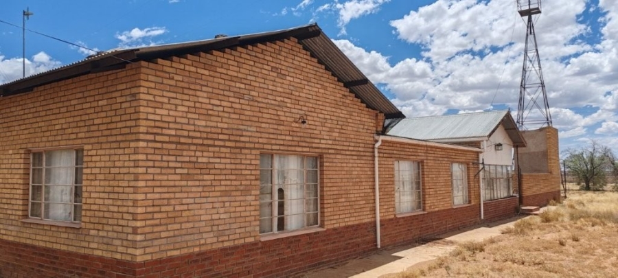 6 Bedroom Property for Sale in Brandvlei Northern Cape